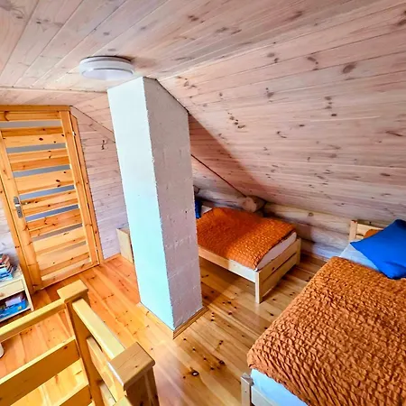 Holiday home Dom Z Bala Nad Cieminem Jelen (Szczecinek)