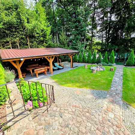 Dom Z Bala Nad Cieminem Jelen (Szczecinek)