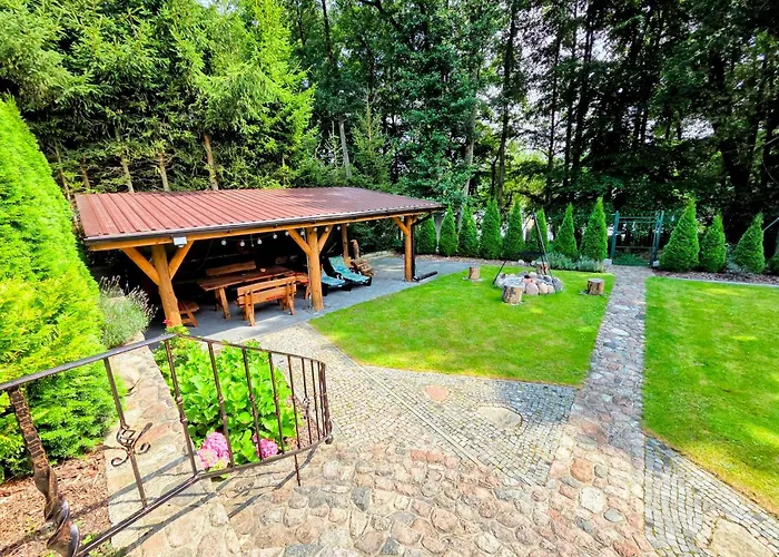 Dom Z Bala Nad Cieminem Jelen (Szczecinek)